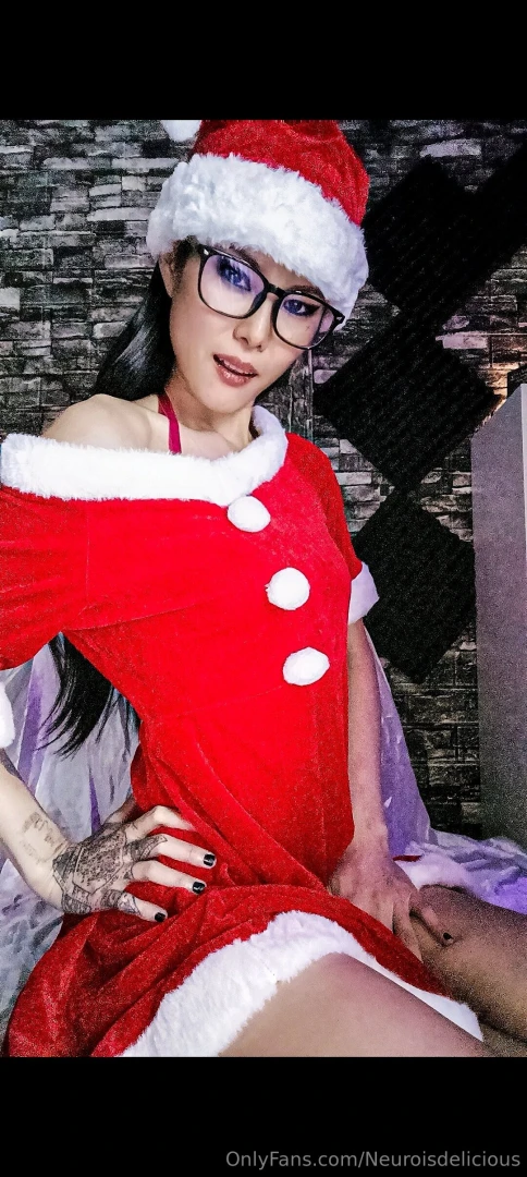 I m feeling a little naughty this christmas cum with me amp inside me part 1 