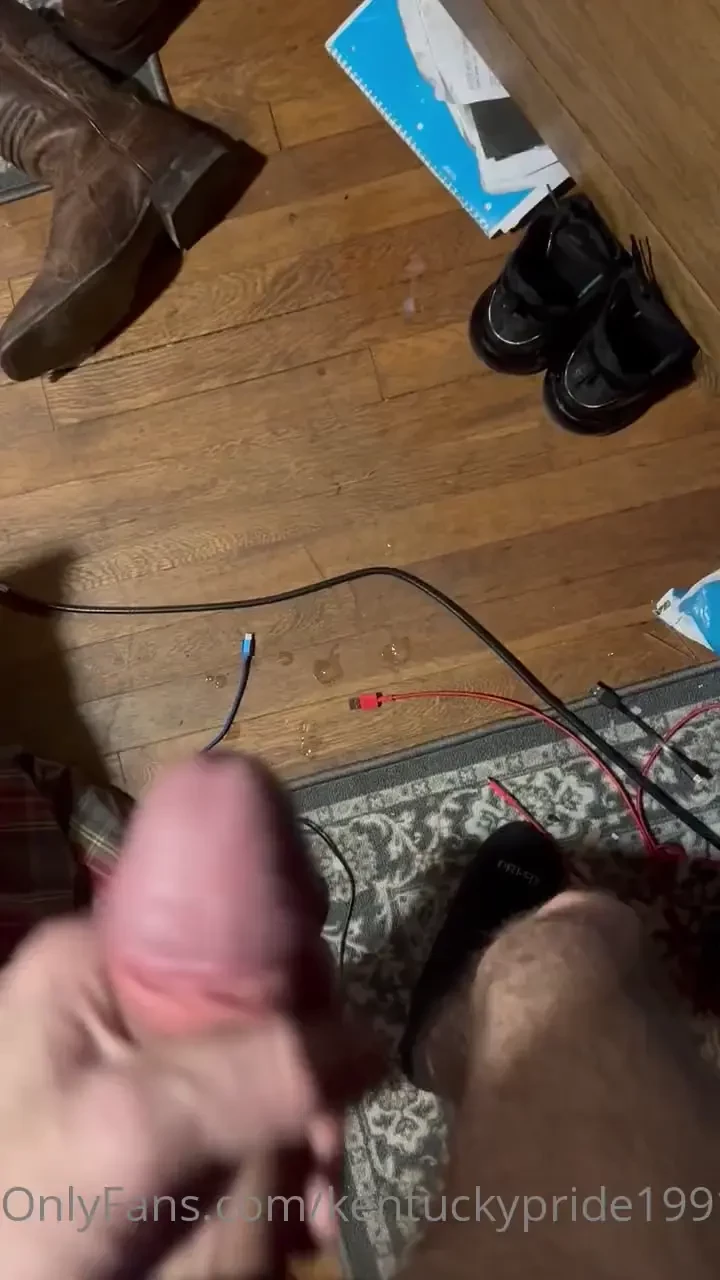 Cumshot in the farm house 