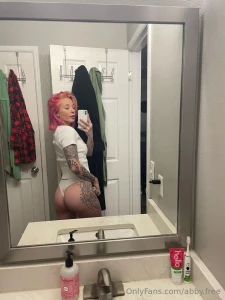 Tattooed curvy and one you ll never forget cum see what all the fuss part 2