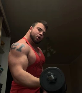 Handsome straight bodybuilder 6 2 246 27 years i am available for part 8