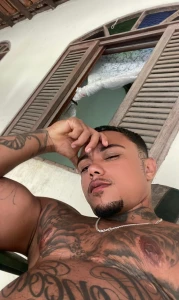 Follow my friend tawanneves a beautiful male with a pussy with lots of part 13