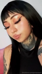 I m in the mood to tease and please care to join me