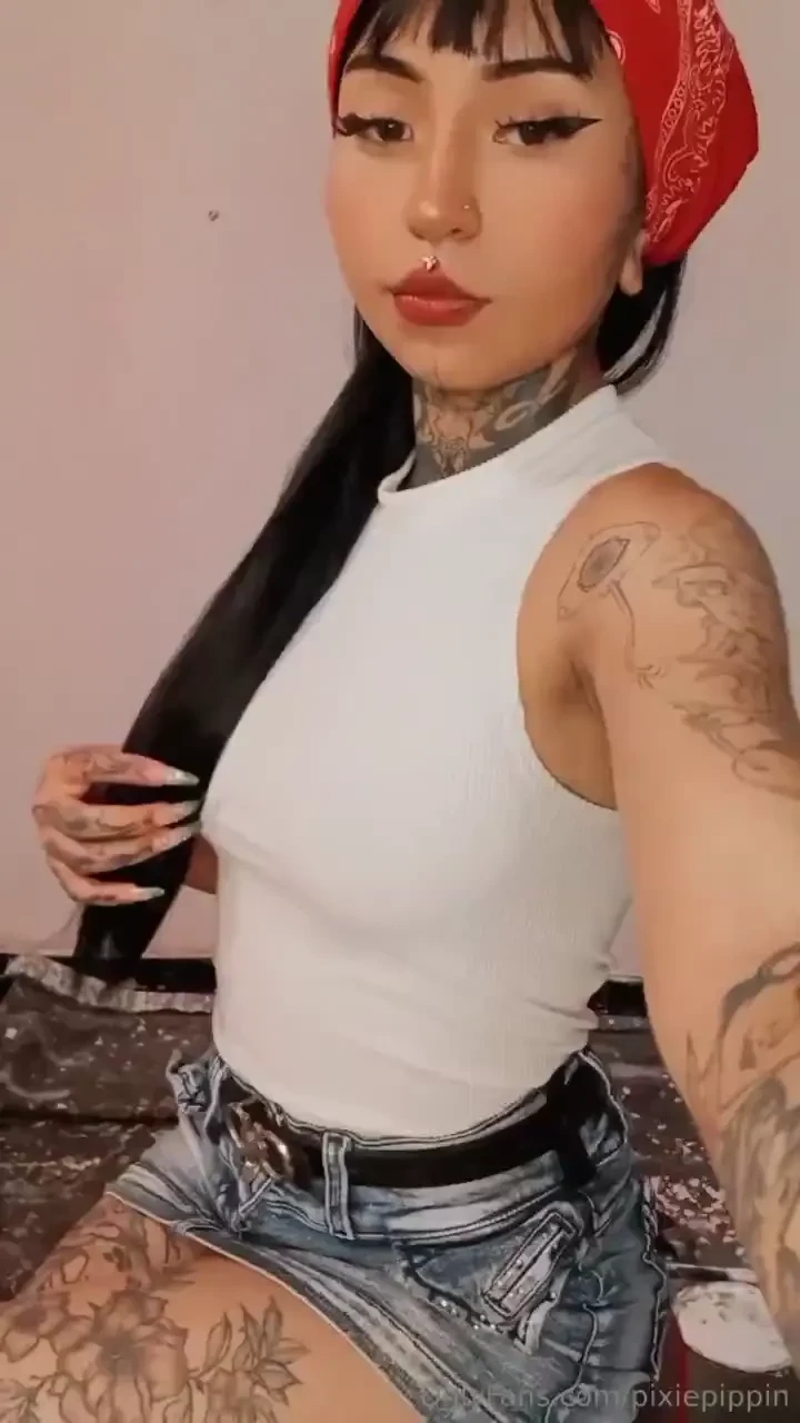 All set for a slutty paint job stay tuned xx 