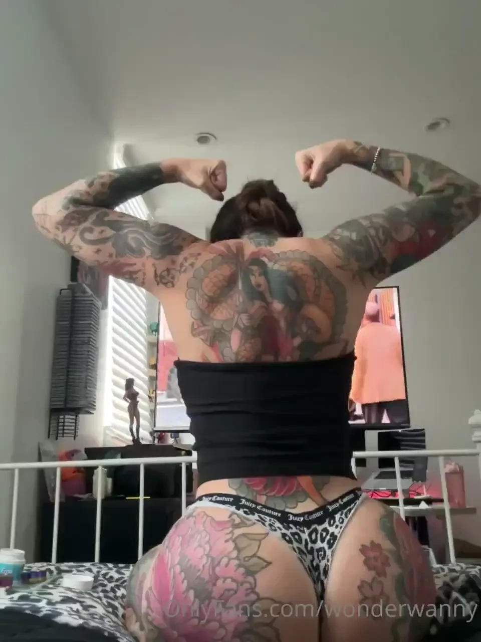 Omg i am slowly feeling and noticing muscles in my back that i ve 