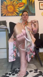 What an adorable joi for my heel loving boys if i do say so myself