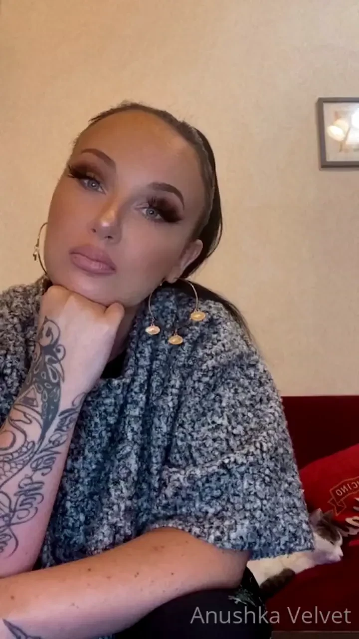 A new live from my new instagram servingvelvet 