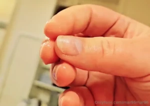 Got really horny while sexting