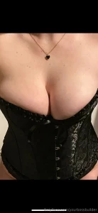 Calling all shrimp dicks who is ready to get smothered and lost