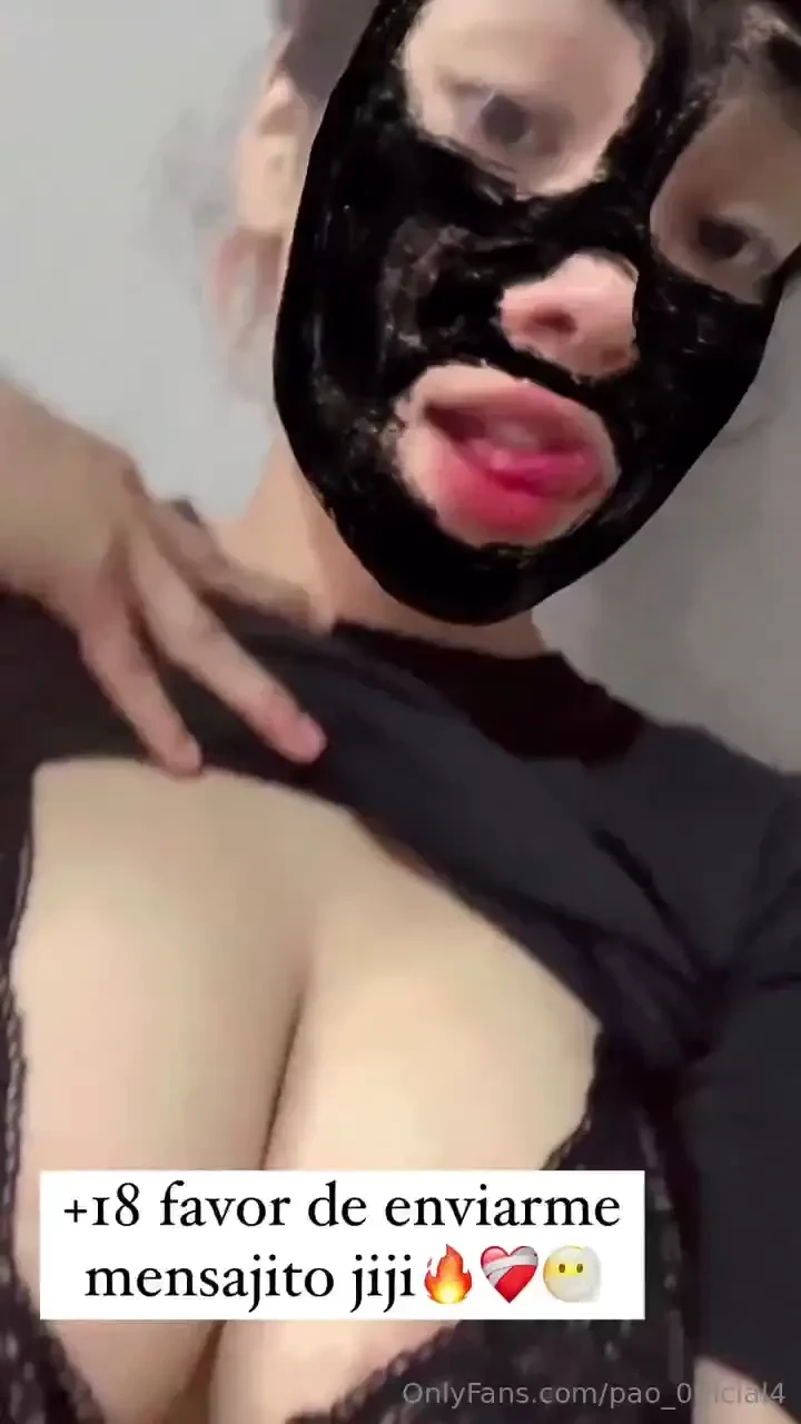 Hola bebe te gustan mandame mensajito para ver mas 18 mis redes en 