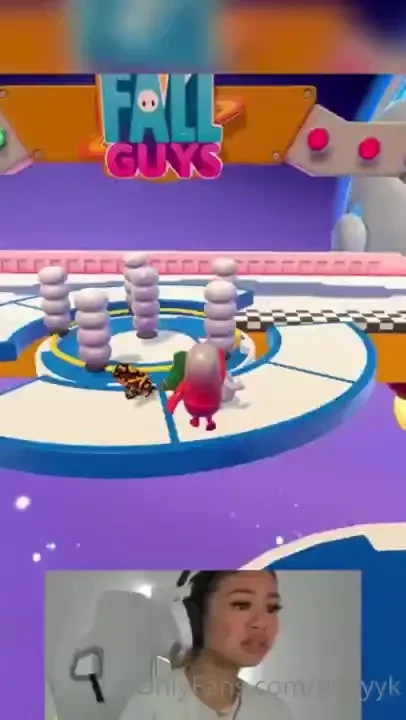 Haha i m playing fall guys but live tonight 9pm mst don t miss it 