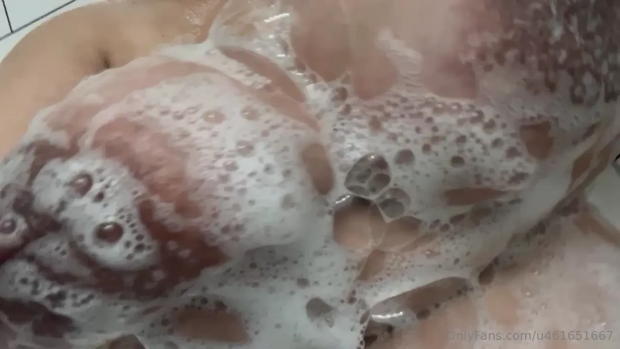 8 pictures and 2 videos of my mommy milkers i hope you enjoy and do part 1 