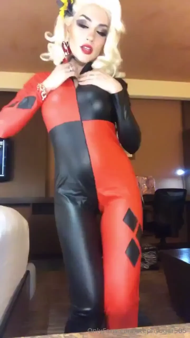 Quinn stefani is slowly making a comeback with all the singing and 