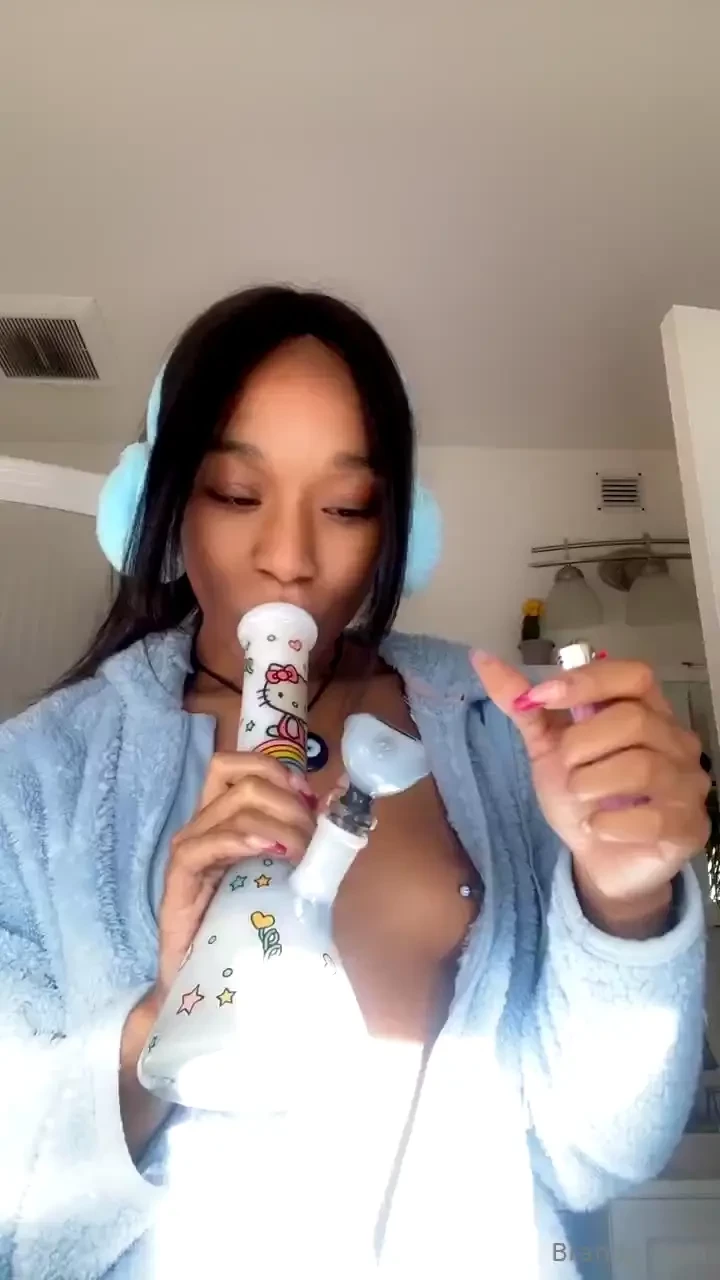 Merry christmas eve from your fav weed fairy 