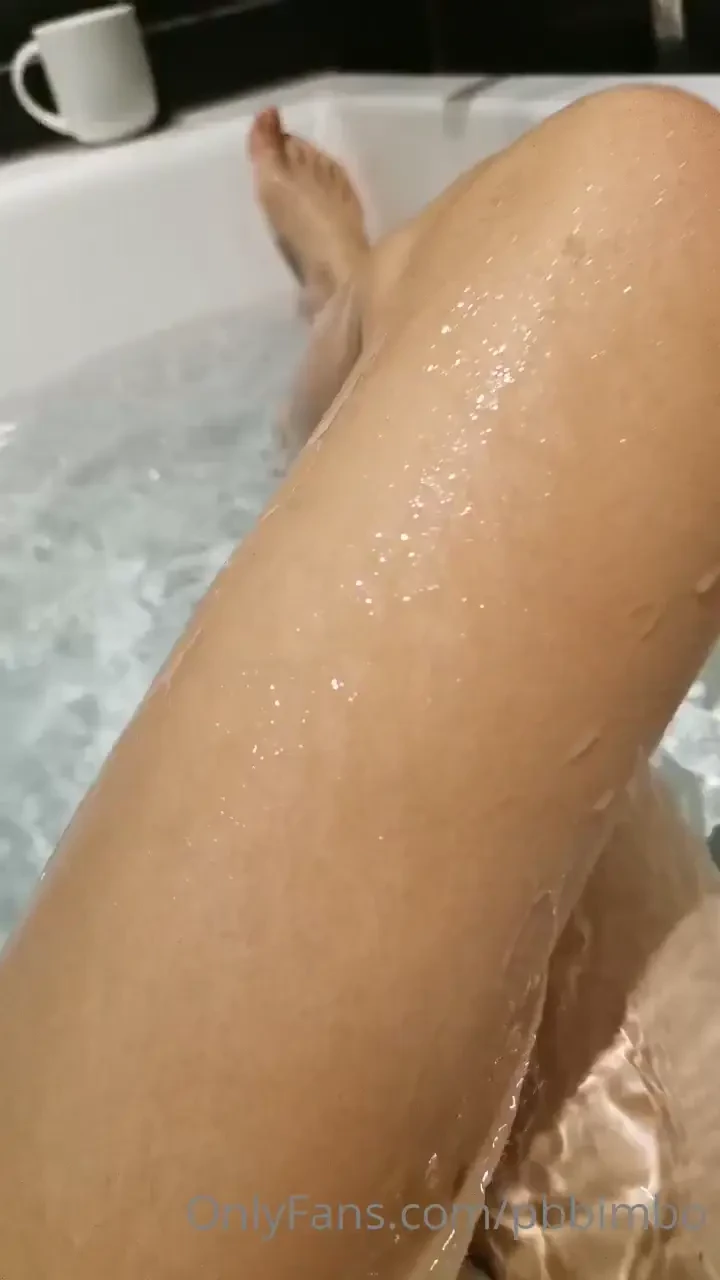 Just wanted to do a quick poll who s got a thing for feet 