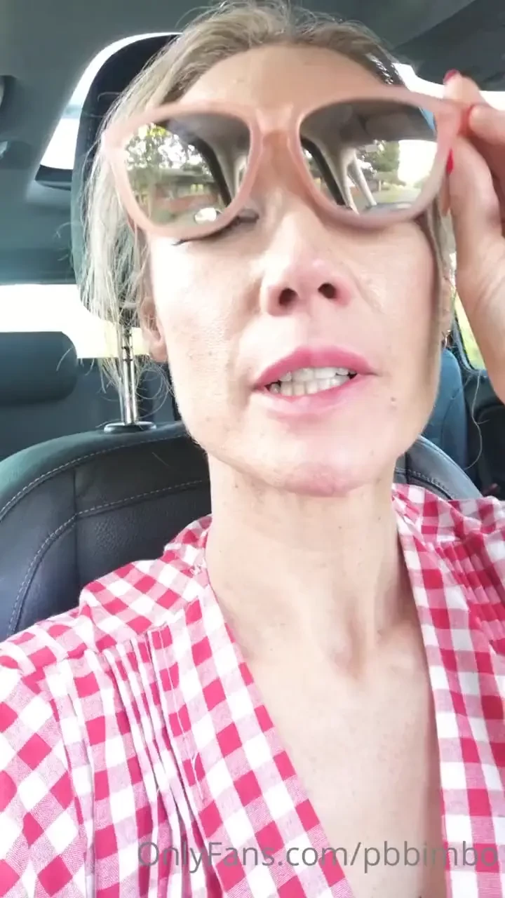 I was soooo excited after being fucked by my bull i could not stop 