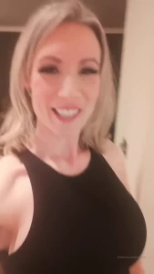 Like shiny leggings