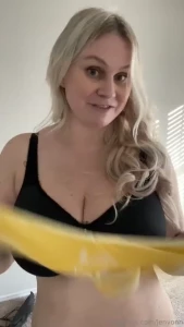 Just finished filming took a ton of topless booty pics amp tried on