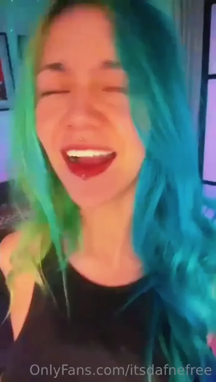 Happy friday subscribe to full naked version onlyfans com itsdafne 