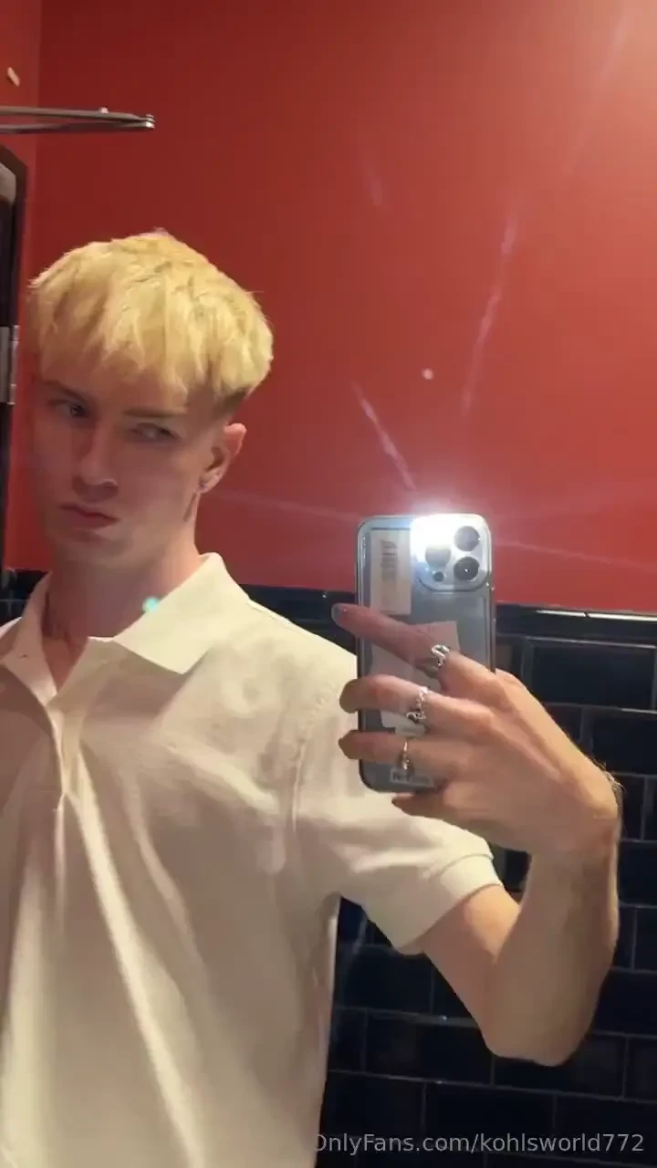 Some pics and vids from the last few days for my subs love you guys 