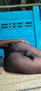 Peek into my hairy ass-5 photos scroll right part 3