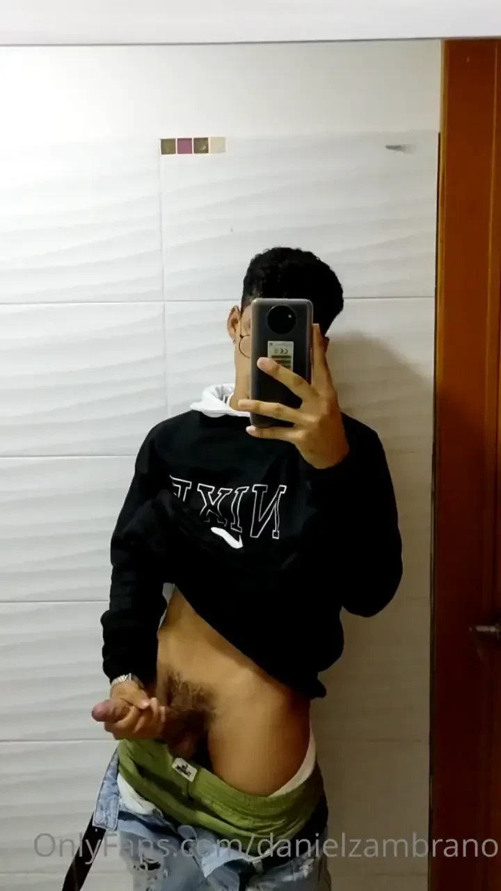 Esto es para ustedes mis amores mi verga les mando besos 