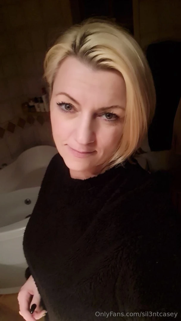 Godnat sov godt og dr m vidunderlige dr mme nu er jeg lidt tr t 