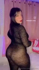 Karolwhitee part 428132