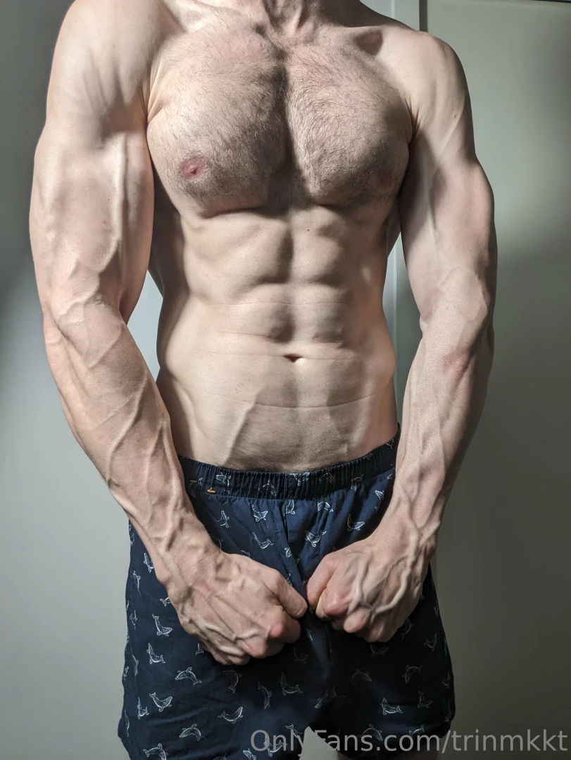 A cheeky flex 