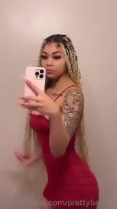 What s your favorite color on me mine s gotta be red
