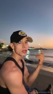 Te invito a la playa vienes conmigo