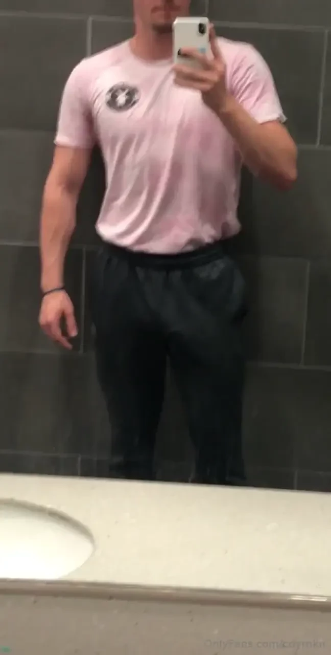 Forgot to wear underwear to the gym today i was wearing these sweats 