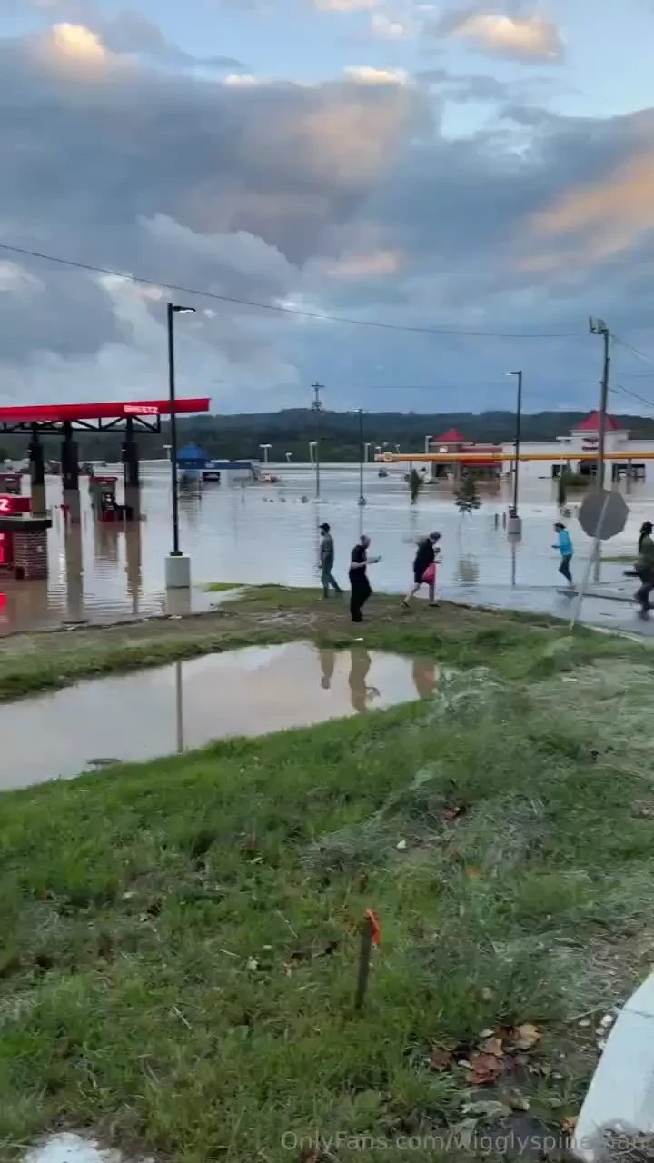 Hi everyone i m safe and alive i hate asking for things but any 