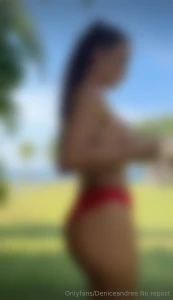 Topless playing with a raw amp real no edit very hot