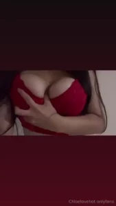 I love showing my tits part 19