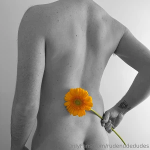 I went to my friend s hotel room while he was visiting nyc back in part 6