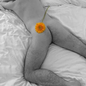 I went to my friend s hotel room while he was visiting nyc back in part 4