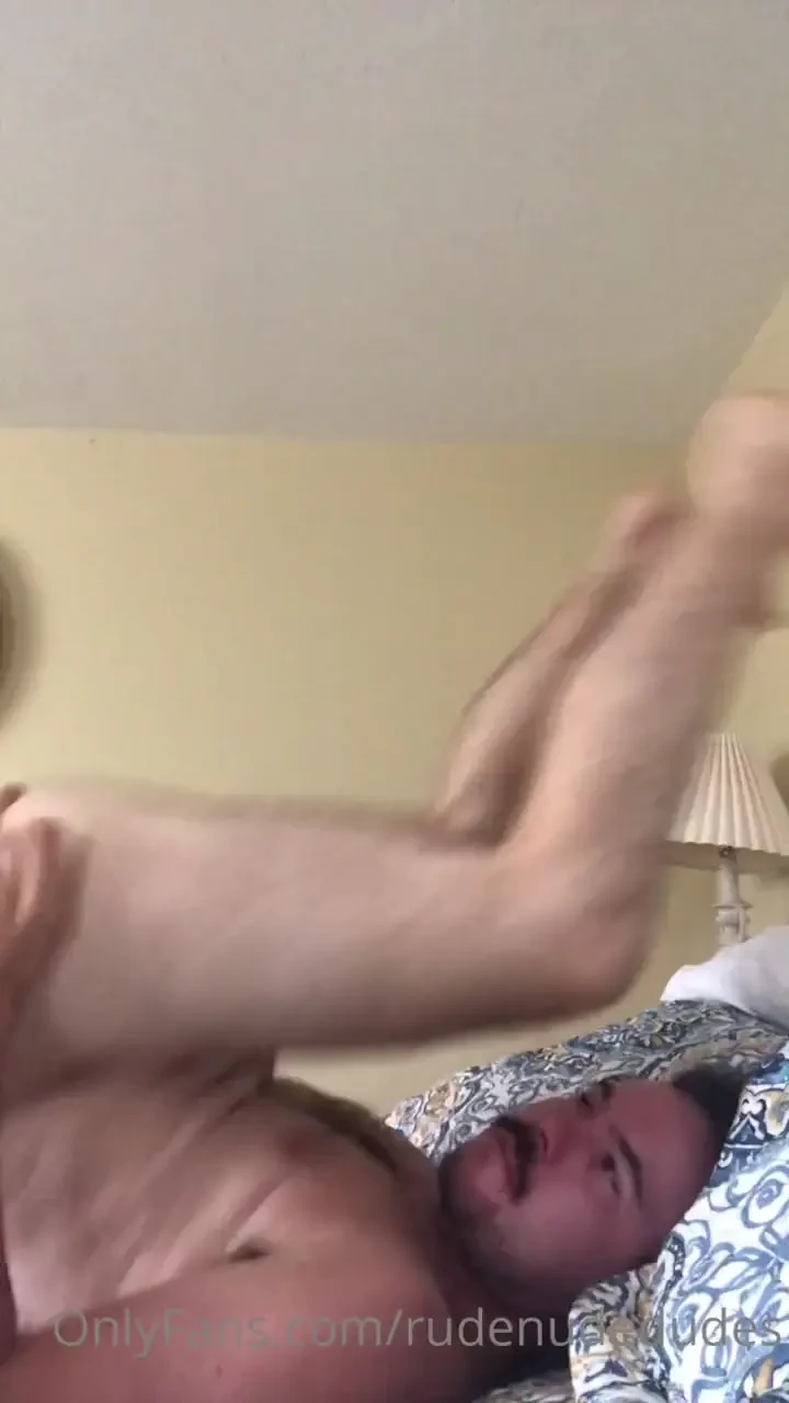 An old poorly filmed lol video of giving myself a facial and the 