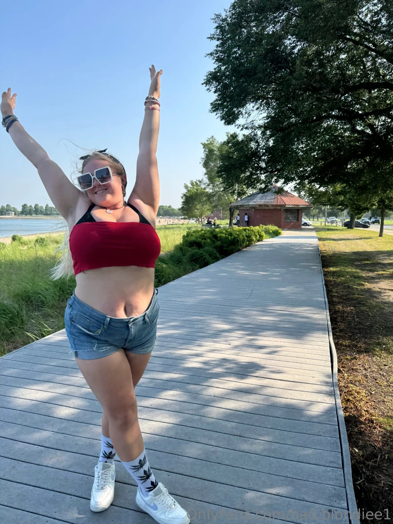 Pics from the beach what would you do if u saw me part 3 