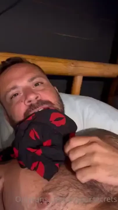 Let me take your clothes off with my teeth part 1 