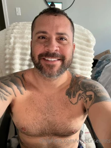 Anybody else too horny to focus on work today hope you re having a