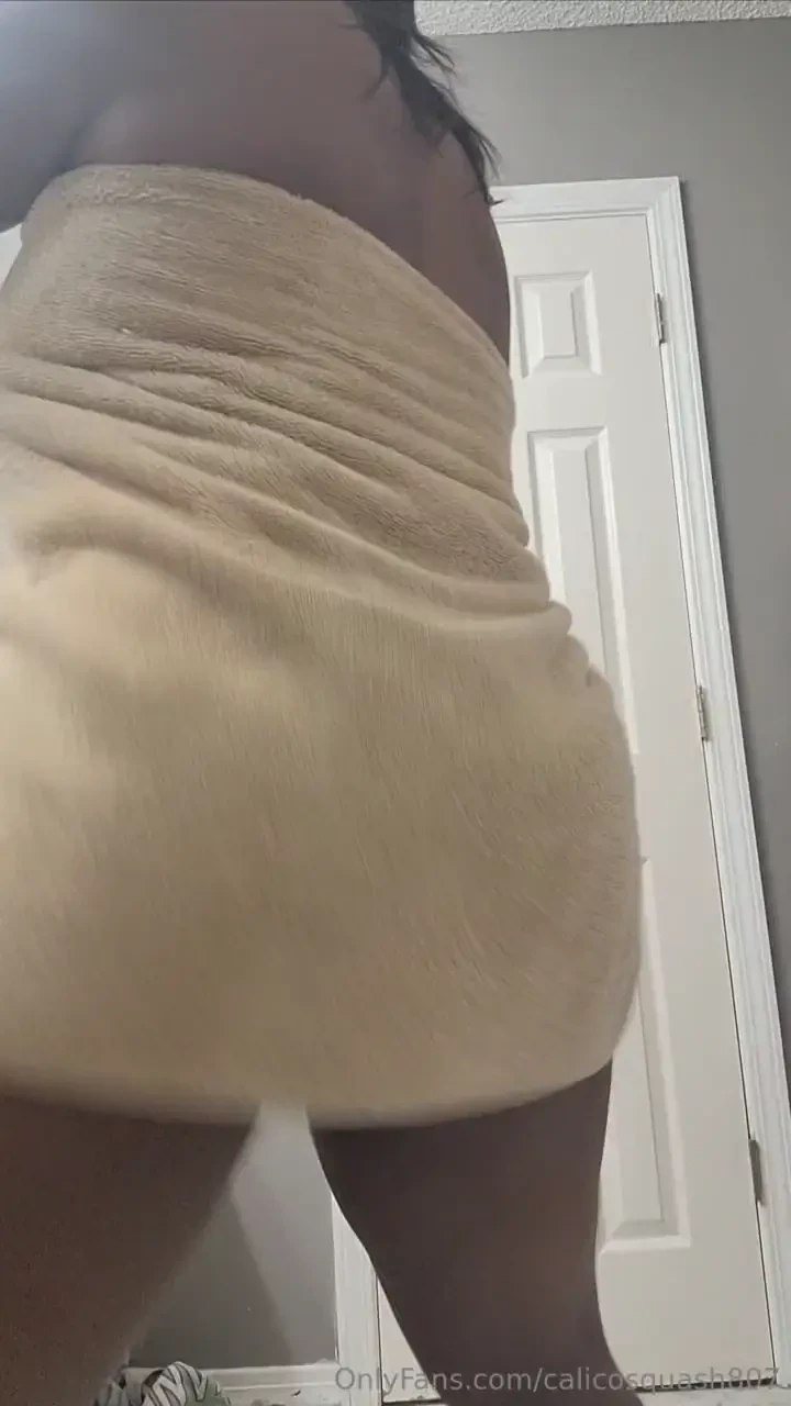 Wanna see the dance without the towel 