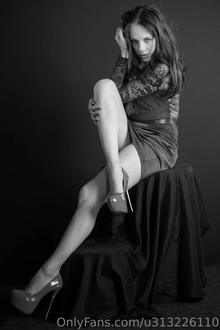 Loving the red part 4 