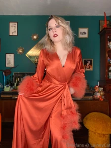 Y all wanted it so here it is watch me go layer by layer and strip