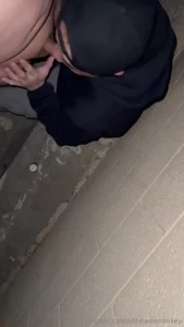 So hot to suck some down in the alley almost got caught more explicit
