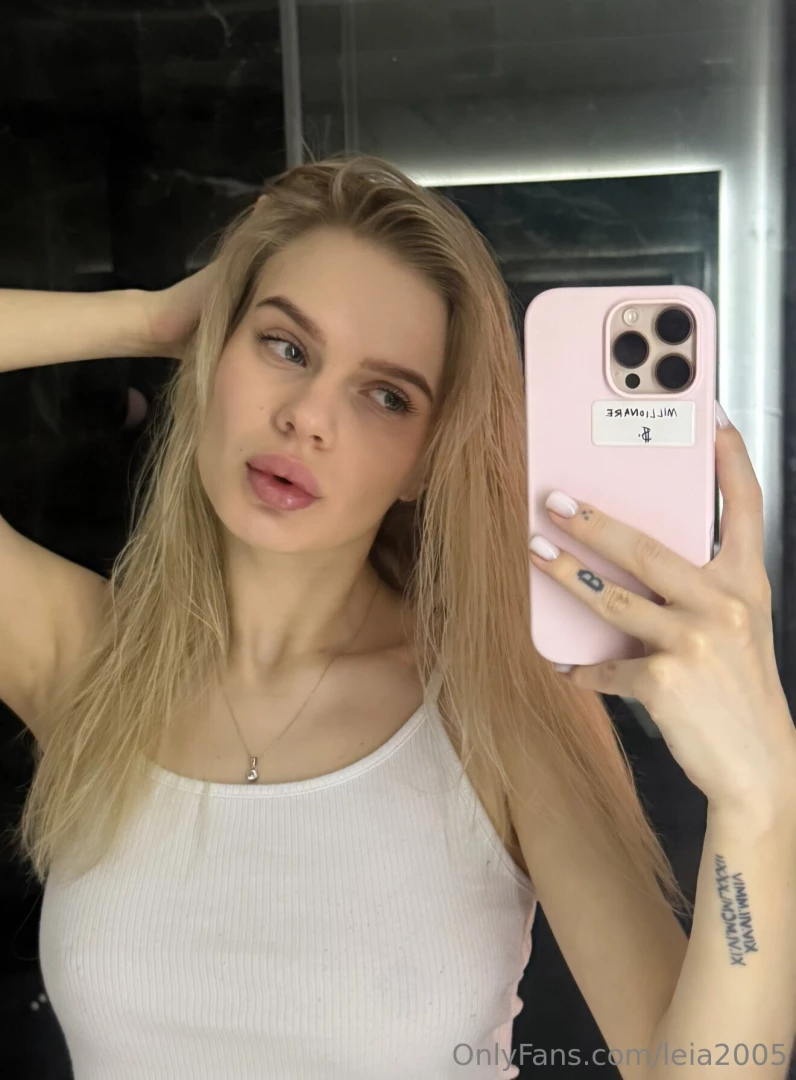 Hello i m sylvia sylwia_laly i m 20 and between lectures i love part 169 