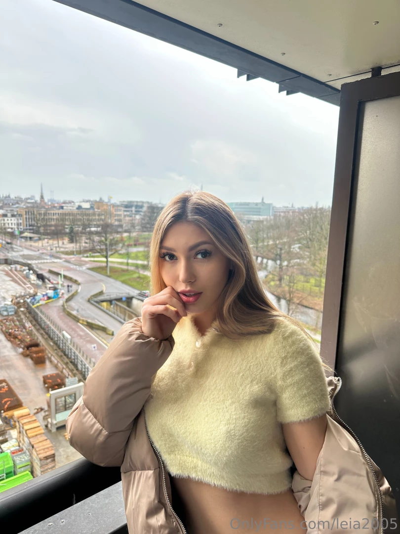 I always wanted to live on a high floor so i could watch life from the 