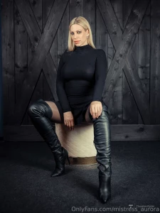 Mistress-aurora part 423902
