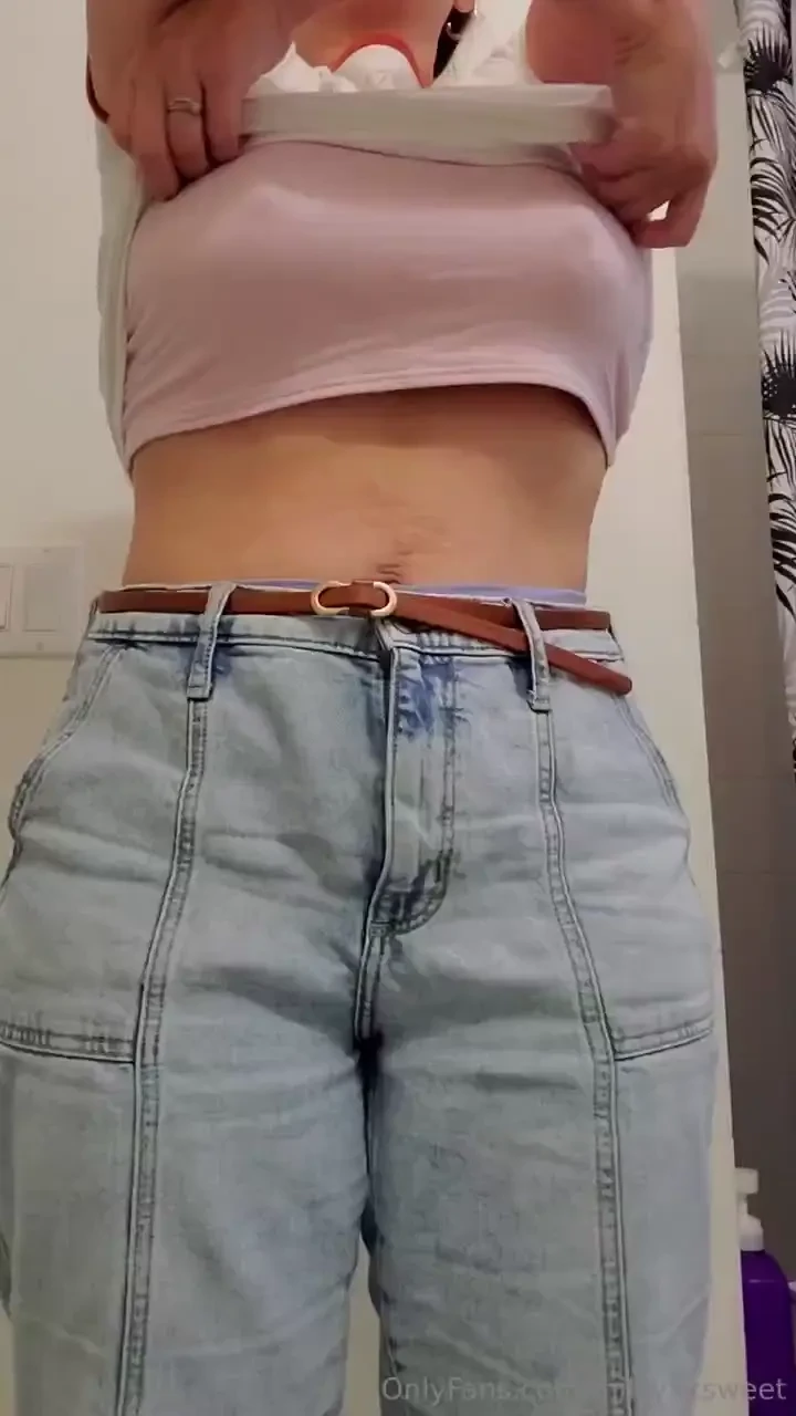 Skipped 2 pumping sessions so my breasts are pretty full of milk 