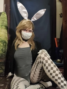 Hop over to also_momalorian for more fun