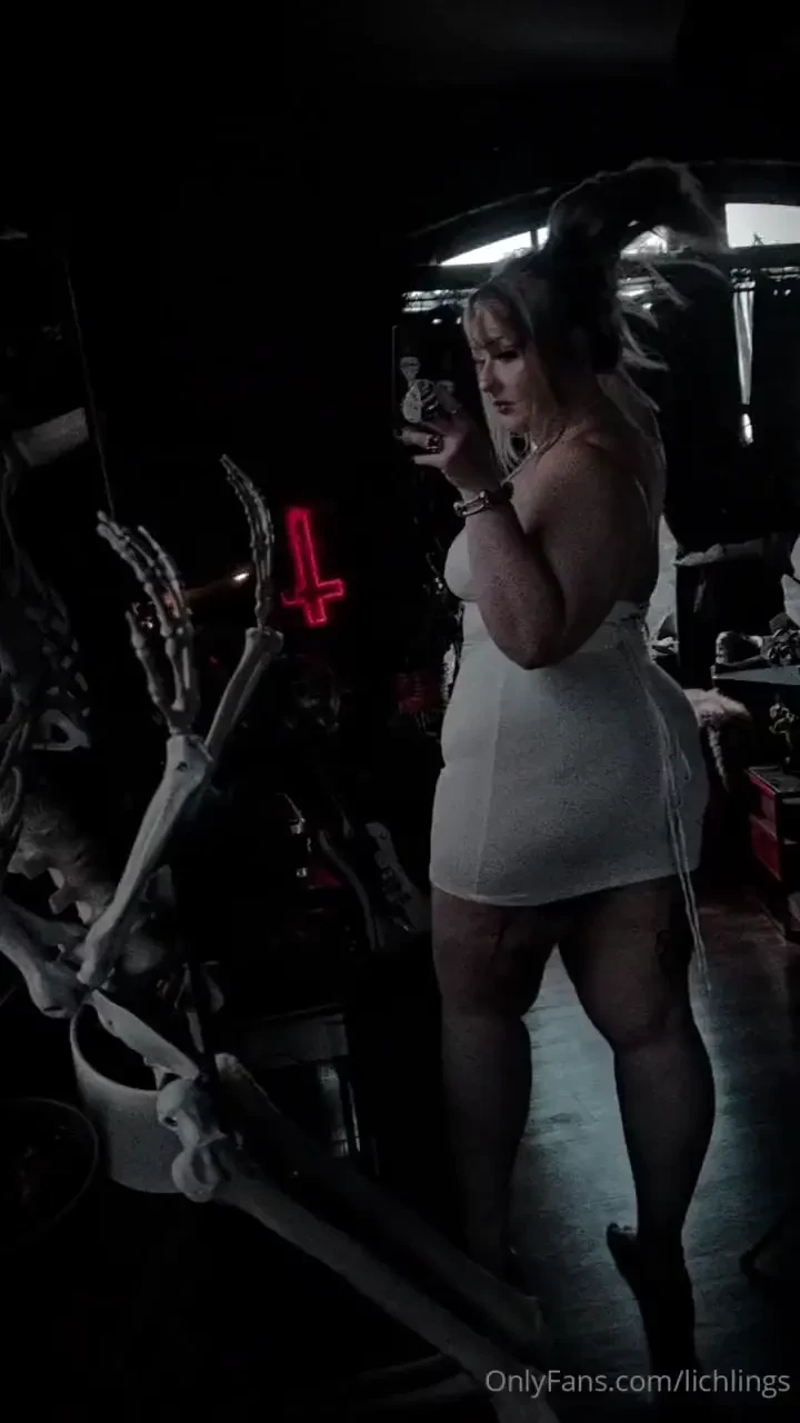 Another little video of the white dress since you liked it so much 